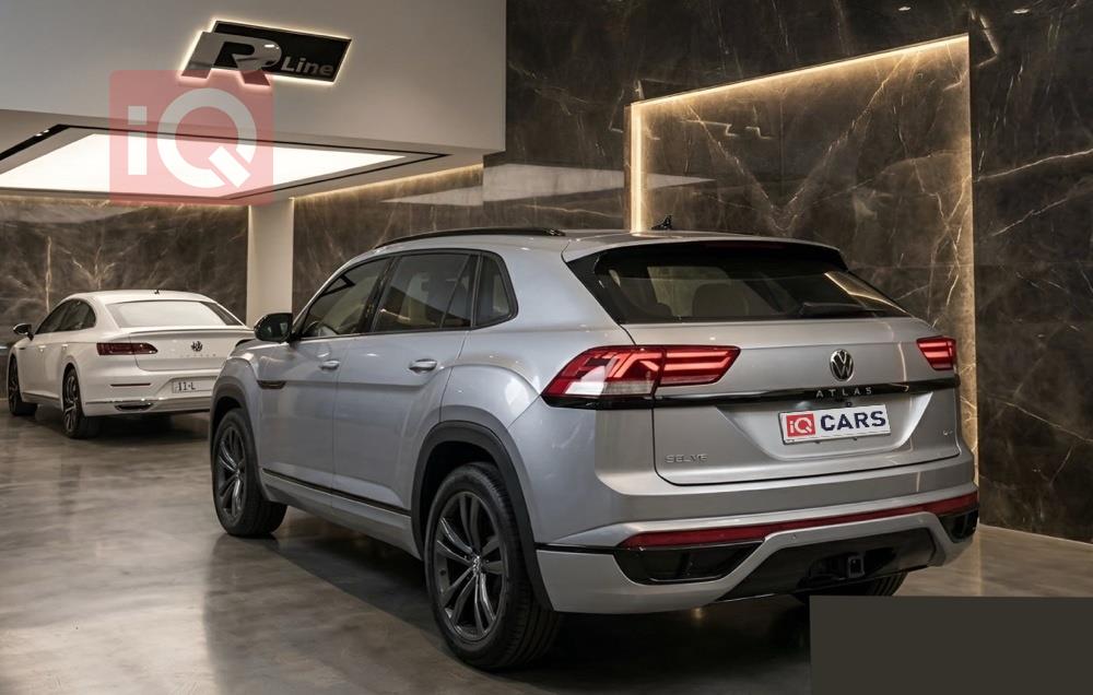 فولكسفاغن أطلس كروس سبورت